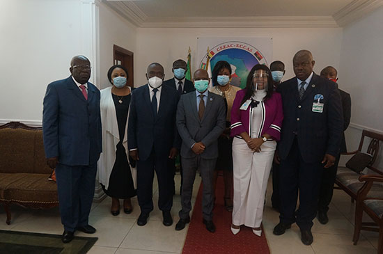 Photo de groupe, ceremonie de prestation de serment